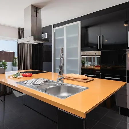 Luxury Callao With Private Heated Pool Free Car In And June Callao Salvaje