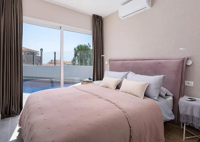 Luxury Callao Private Heated Pool Free Car Except Christmas Callao Salvaje