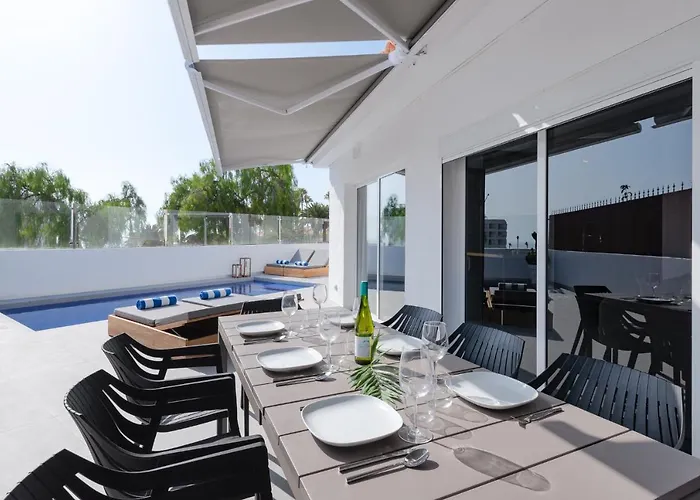 Luxury Callao Private Heated Pool Free Car Except Christmas *