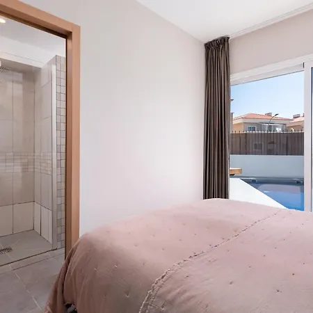 Luxury Callao Private Heated Pool Free Car Except Christmas Villa