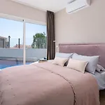 Luxury Callao Private Heated Pool Free Car Except Christmas Callao Salvaje